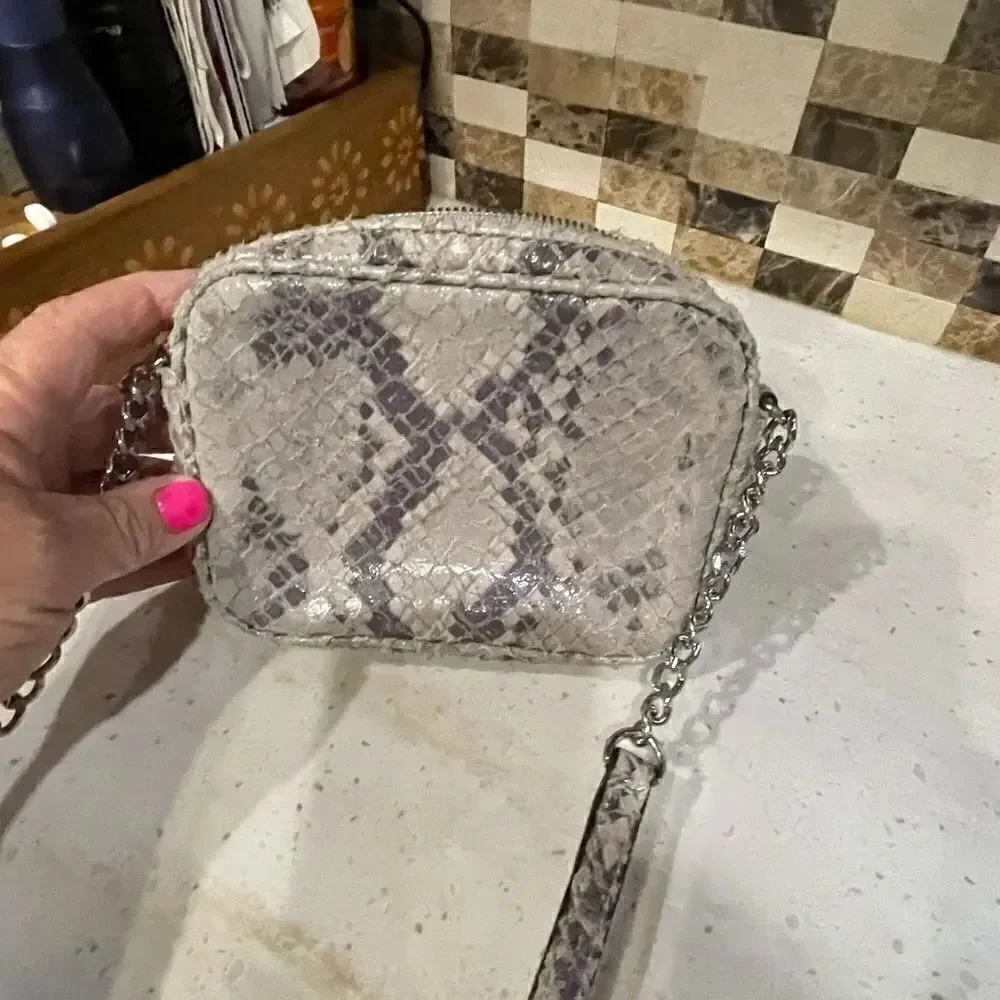 Micheal Kors Crossbody Purse